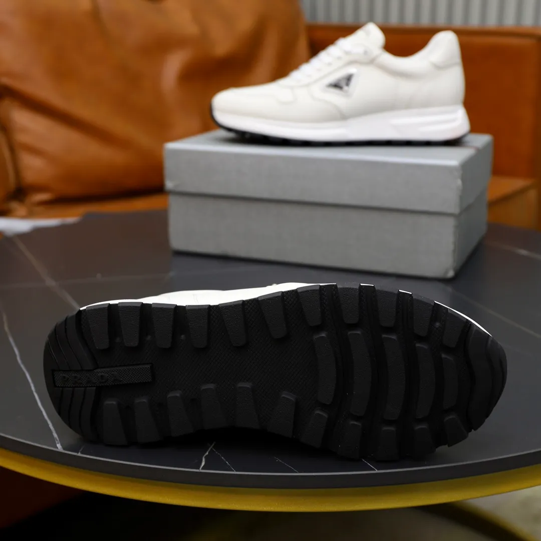 Men's shoes 💰600💰🙅‍♂️🙅‍♂️🙅‍♂️ [PRADA] Prada - High-end quality original order - Upper: Nappa calfskin, tumbled calfskin spliced stretch cloth surface, tongue high frequency brand logo - Lining: water-dyed cowhide - Outsole: ultra-light TPU foam rubber; two-color molded outsole -Ultra-high quality control and fine workmanship: outstanding (high-end, extravagance, grade) -Size: 38-44 (45 can be customized)